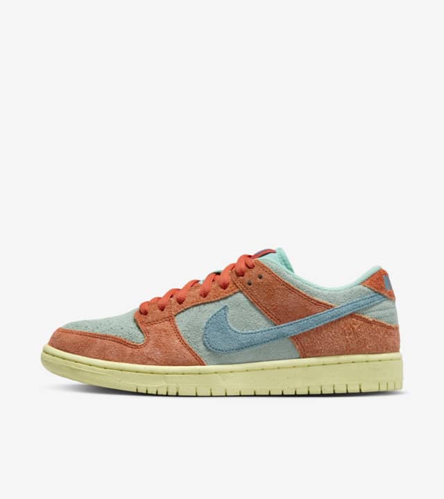 orange sb dunk low