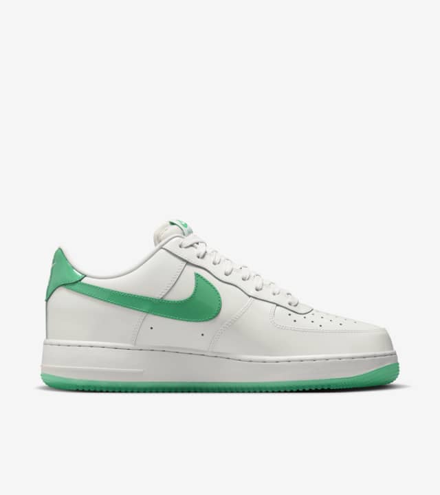 Air Force 1 '07 Premium 'Platinum Tint and Stadium Green' (HF4864-094 ...