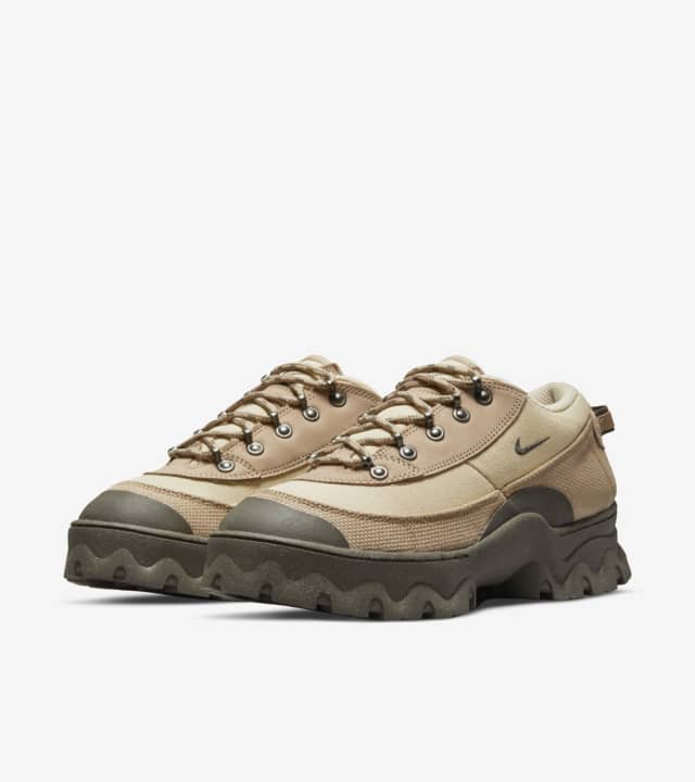 nike lahar low women