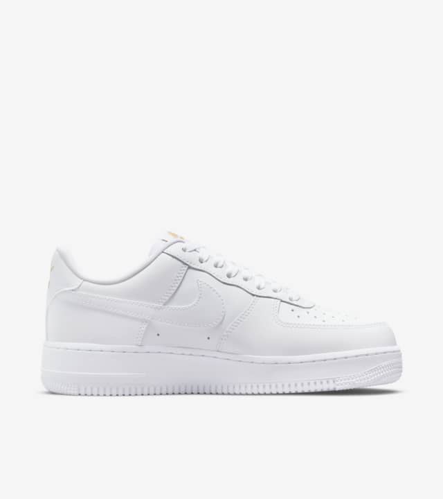 Women's Air Force 1 'White Pendant' (DD1525-100) Release Date. Nike ...