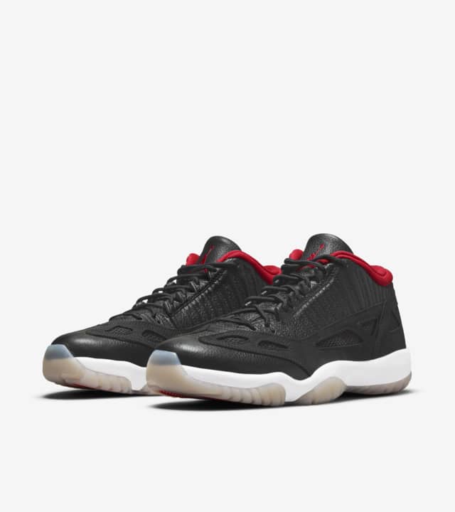 jordan 11 low ie bred