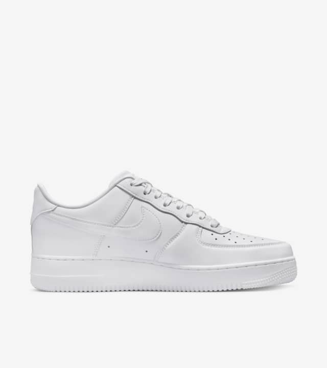 nike air force white sneakers