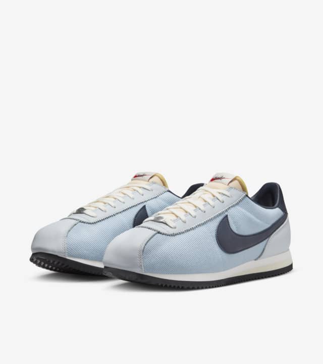 light blue cortez
