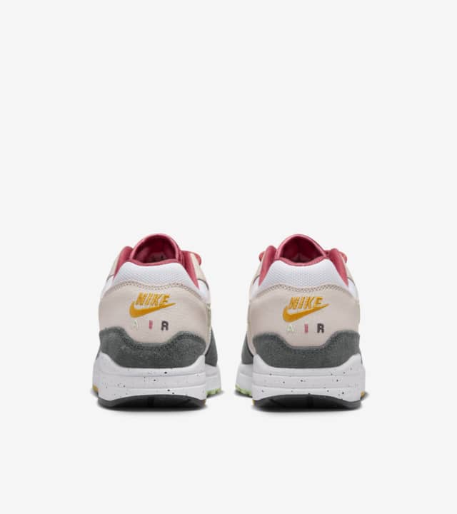 Air Max 1 'Light Soft Pink' (FZ4133-640) release date. Nike SNKRS CA