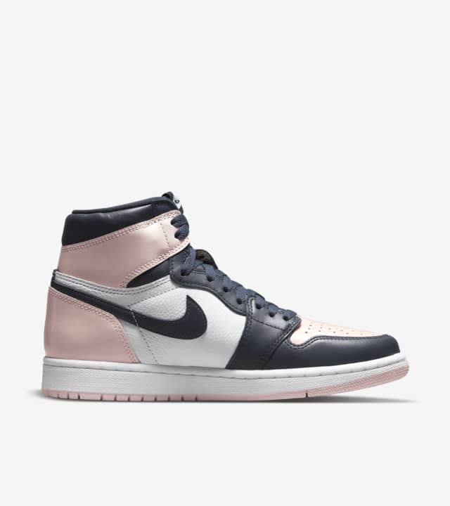 aj 1 atmosphere