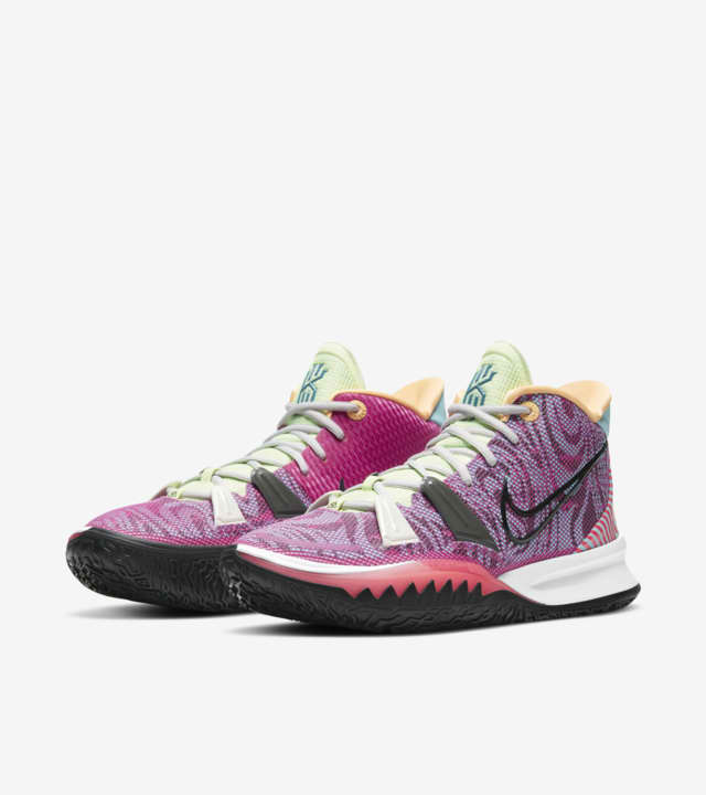 customizable kyrie 7