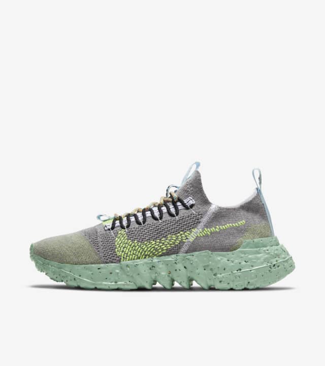 space hippie wolf grey
