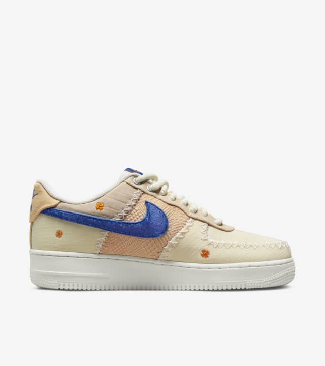 Air Force 1 07 La Flea Dv2215 100 Release Date Nike Snkrs Us 4111