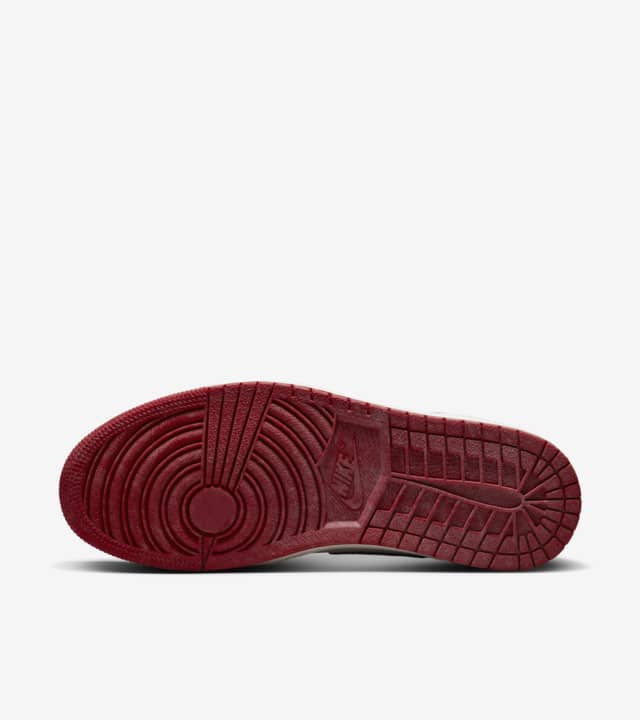 Air Jordan 1 'Chicago' (DZ5485-612) Release Date. Nike SNKRS SG
