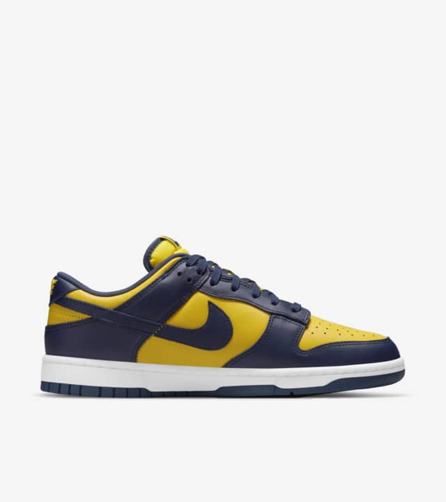 Dunk Low 'Varsity Maize' Release Date. Nike SNKRS MY