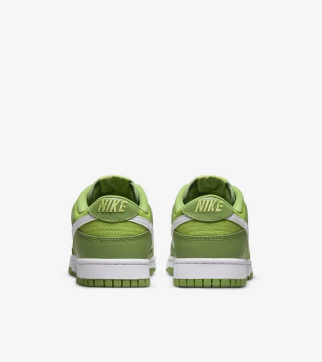 Dunk Low 'Vivid Green' (DJ6188-300) Release Date. Nike SNKRS IN