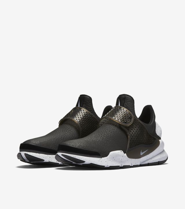womens nike sock dart trainers