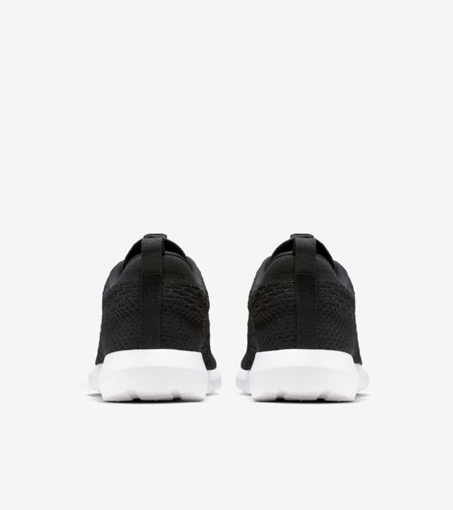 Nike Roshe NM Flyknit 'Premium Black'. Nike SNKRS US