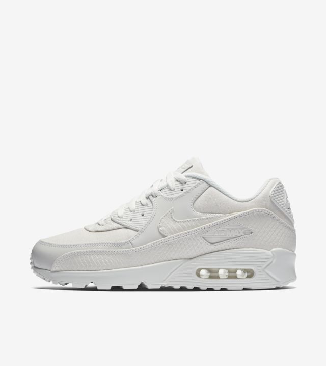 Nike Air Max 90 'Summit White' Release Date. Nike SNKRS GB