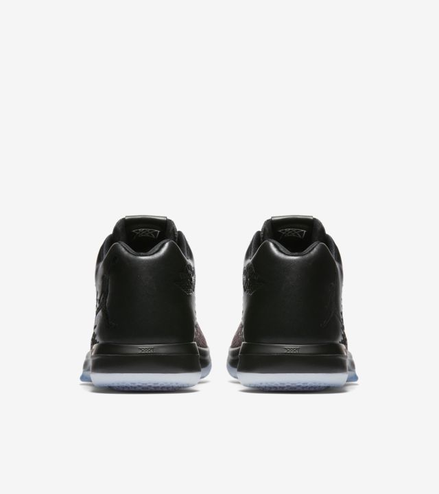 black nike jordan shoes