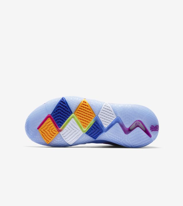 KYRIE 4