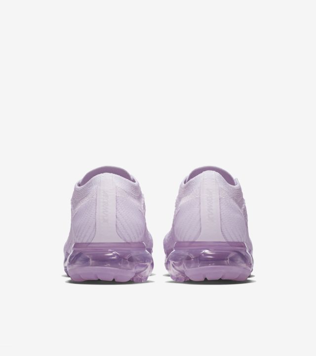 Women's Nike Air Vapormax Flyknit Day To Night 'light Violet'. Nike 