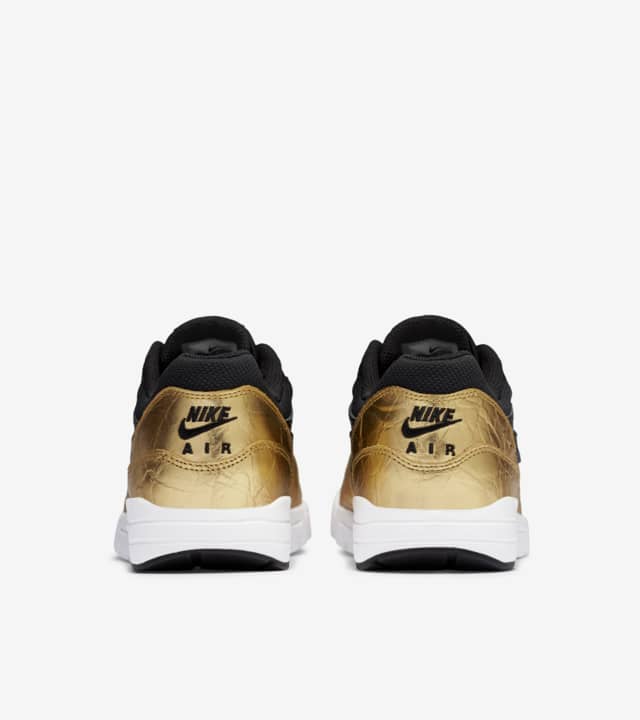 Women's Nike SB50 Air Max 1 Ultra 'Black & Metallic Gold'. Nike SNKRS