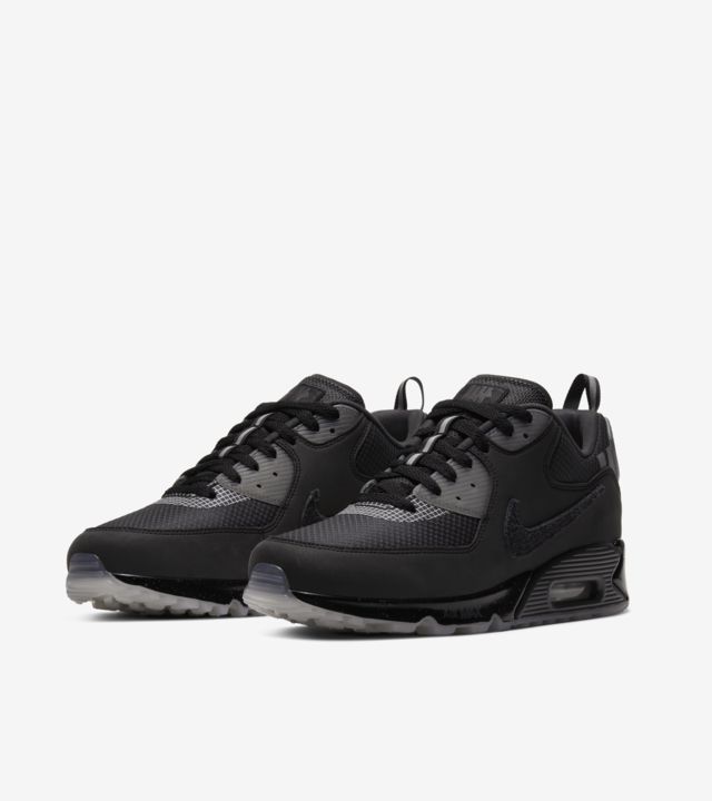 Air Max 90 x Undefeated 'Black' Release Date. Nike SNKRS IE