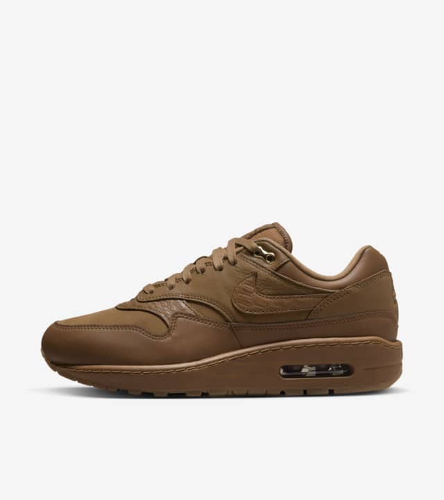 nike women's air max 1