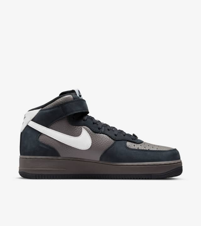 Air Force 1 Mid 'Cave Stone' (DR0296-200) Release Date. Nike SNKRS NL