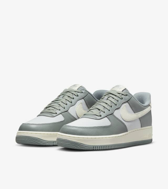 green air force nike