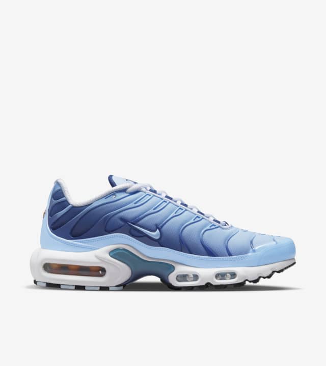 Women's Air Max Plus 'Celestine Blue' (FJ4736-400). Nike SNKRS FI