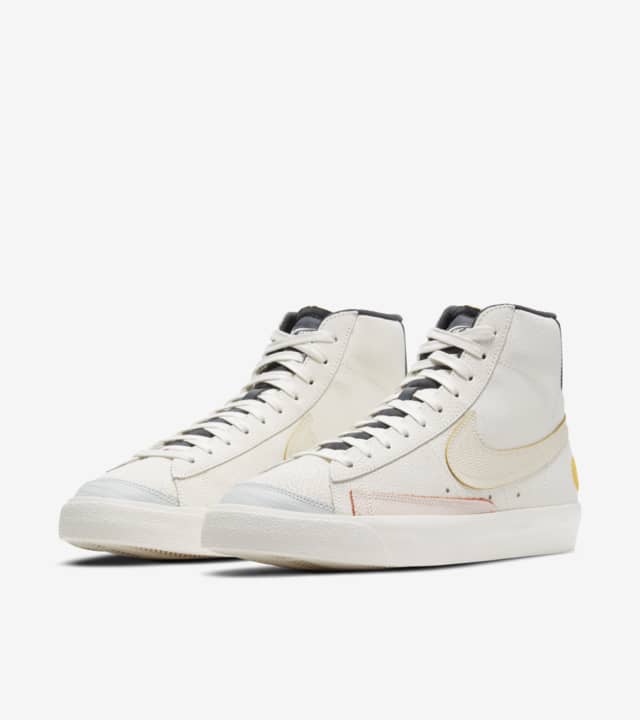 Blazer '77 Vintage 'Day of the Dead' Release Date. Nike SNKRS IN
