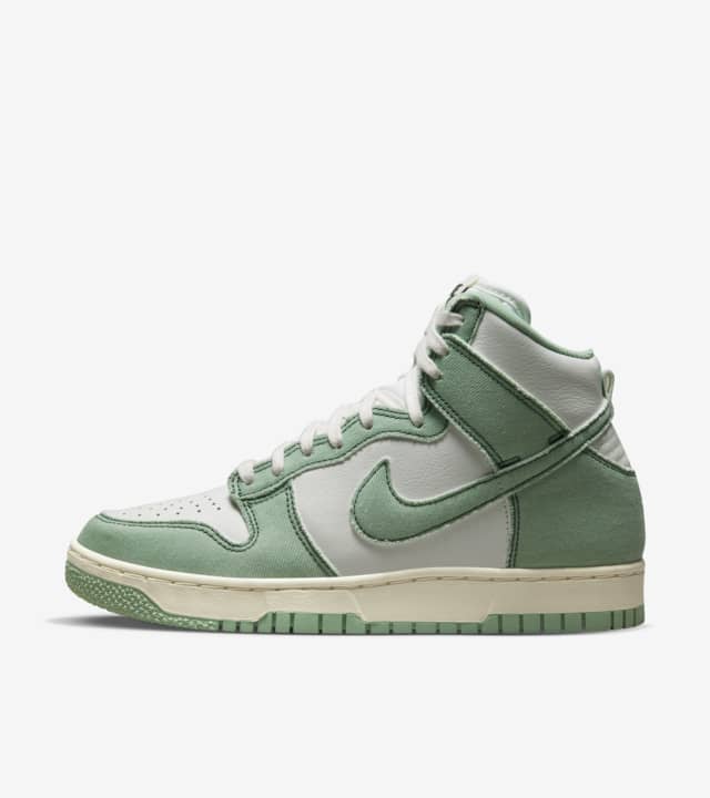 nike dunk high green yellow