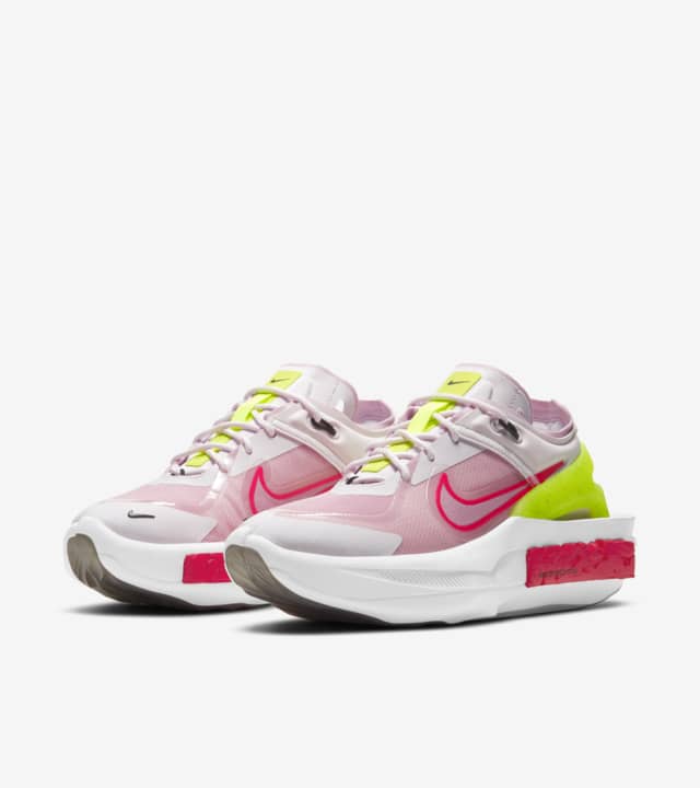 zoom air fire light soft pink white arctic orange