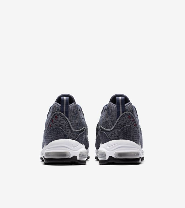 air max 98 thunder blue on feet