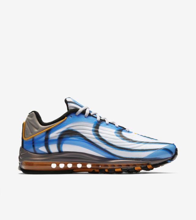 nike legend essential 2 running
