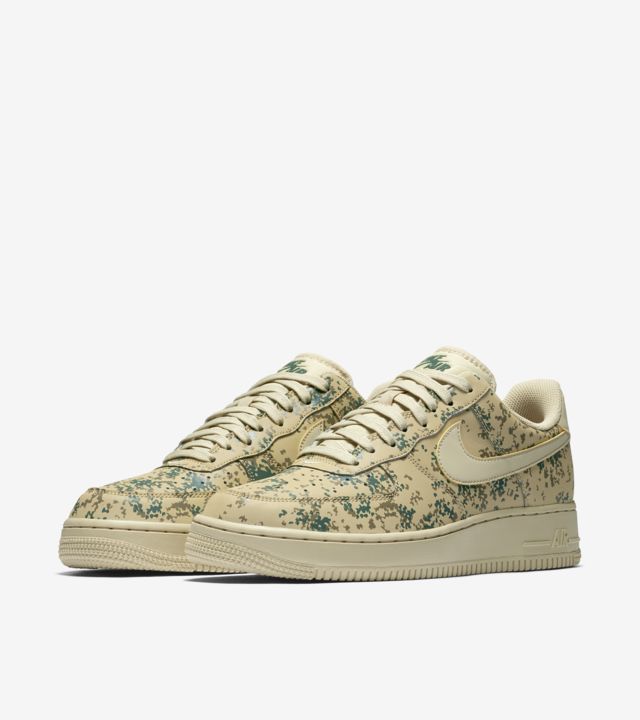 Nike Air Force 1 Low 'Team Gold & Gorge Green' Release Date. Nike SNKRS
