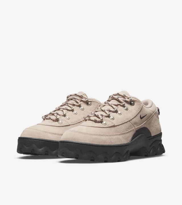 nike womens lahar low