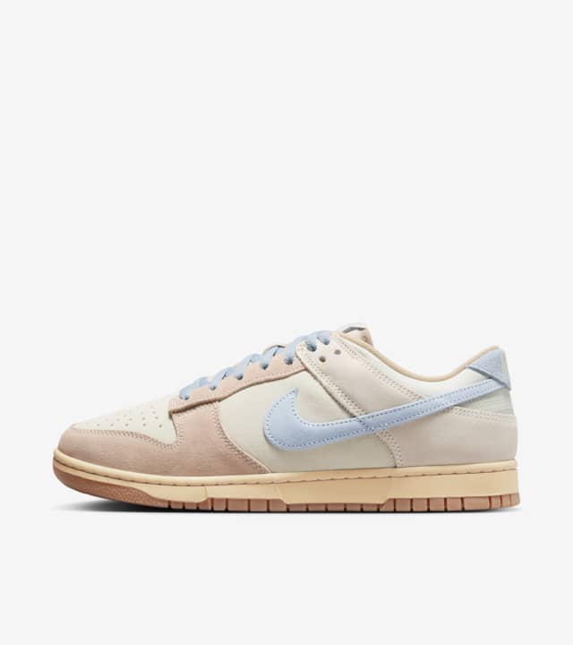 Dunk Low 'Light Armoury Blue' (HF0106-100) release date. Nike SNKRS AT