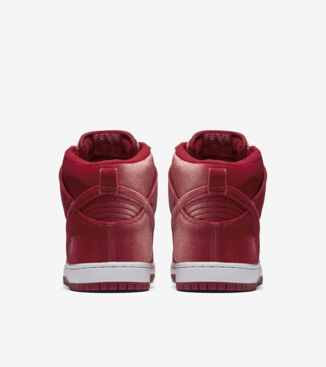 stillz red velvet dunks
