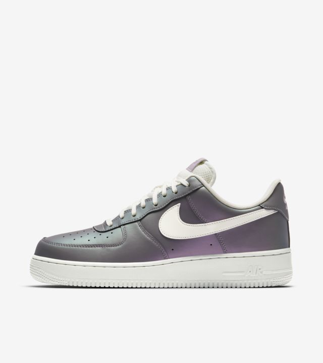 nike air force 1 07 lv8 iced lilac