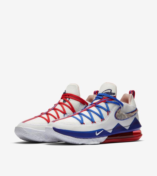 LeBron 17 Low 'Tune Squad' Release Date. Nike SNKRS VN