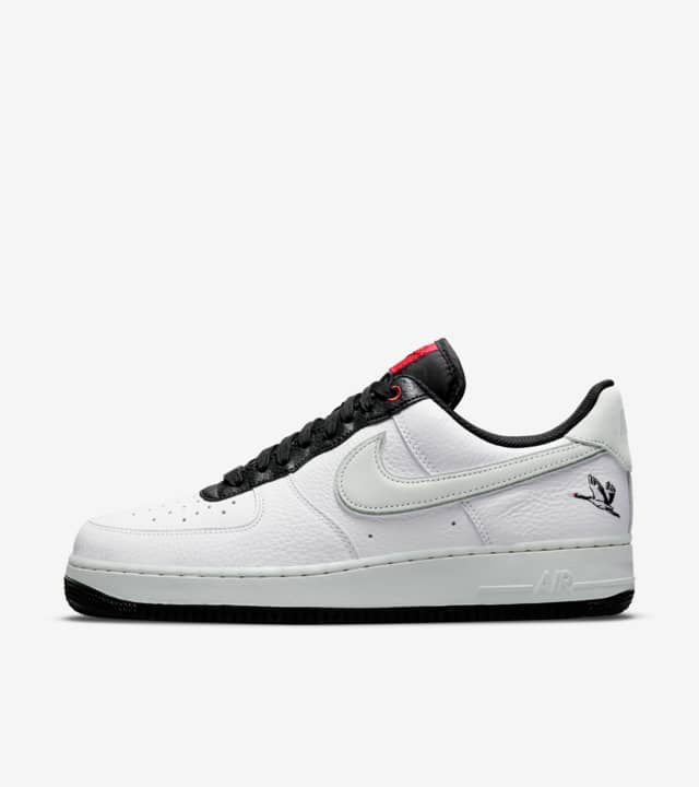 Air Force 1 '07 LX 'Crane' Release Date. Nike SNKRS SG