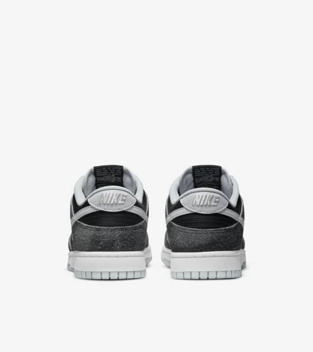 low dunk zebra