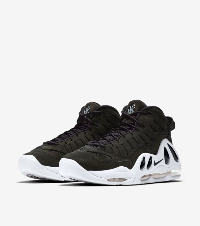 nike air max uptempo 97 black white