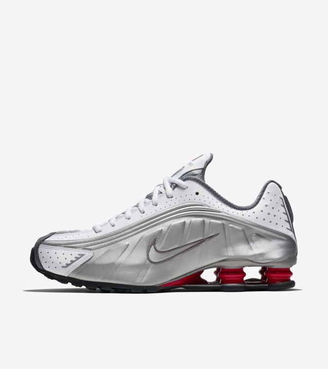 nike shox r4 white silver red