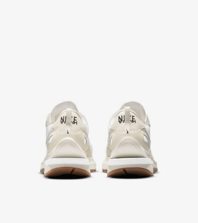 Nike x sacai VaporWaffle 'White and Gum' (DD1875-100) Release Date ...