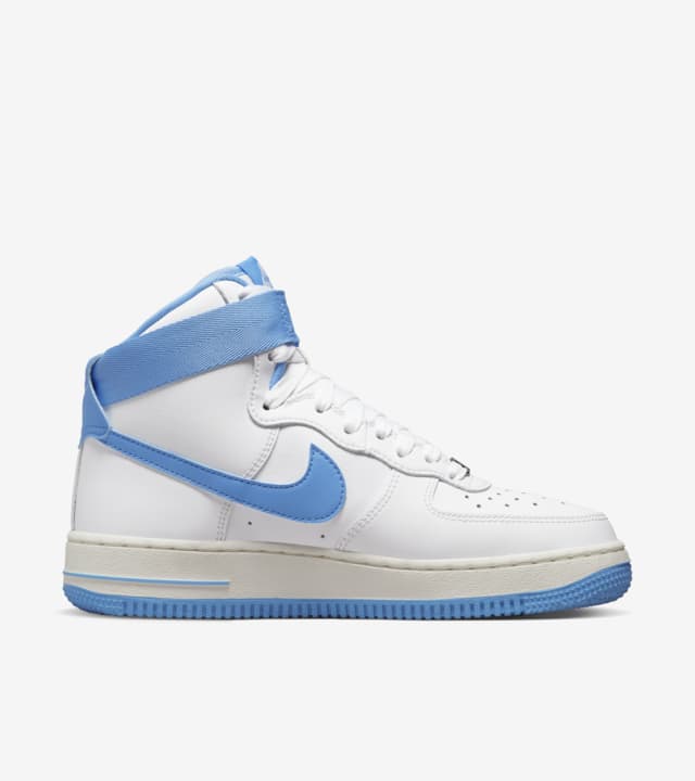 af 1 university blue