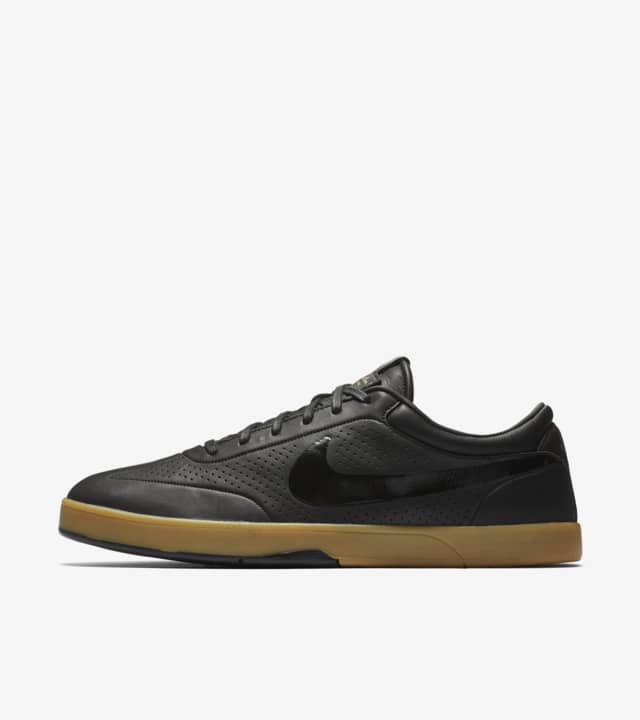 Nike Zoom Eric Koston 'SBxFB'. Nike SNKRS US