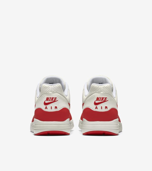 womens red nike air max plus