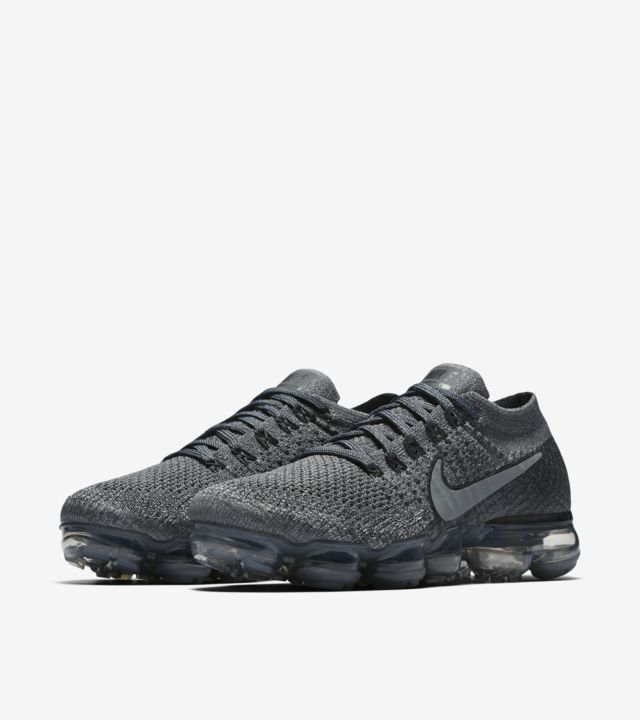 Women's Nike Air VaporMax 'Cool Grey & Dark Grey'. Nike SNKRS