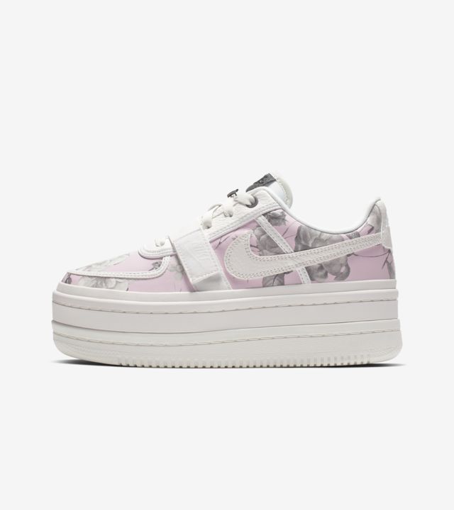 nike floral vandal