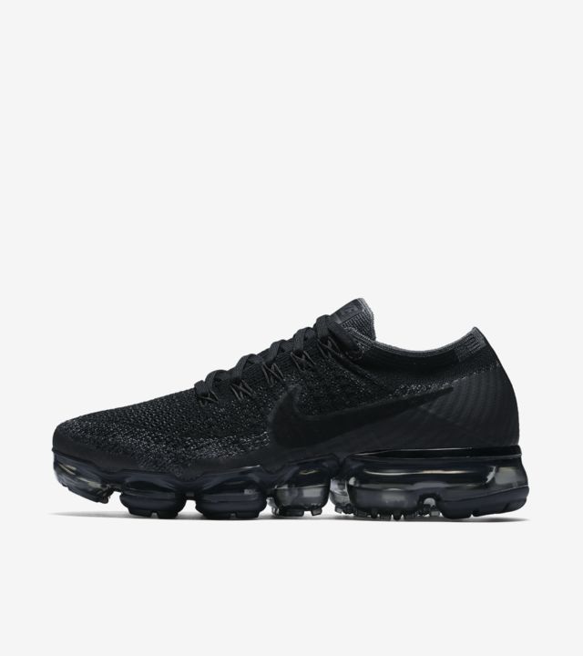 Women's Nike Air VaporMax 'Black/Anthracite'. Nike SNKRS US