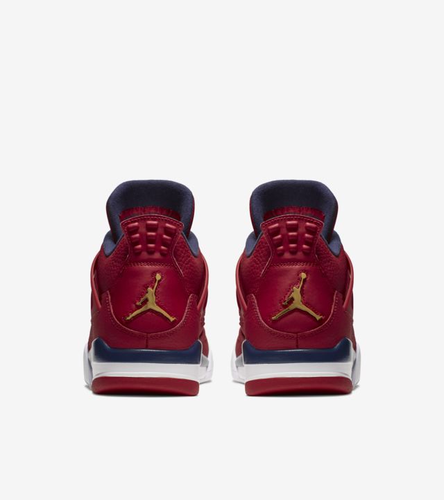 gym red 4's